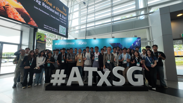 คณาจารย์และนักศึกษาหลักสูตรวิศวกรรมคอมพิวเตอร์ และหลักสูตรวิศวกรรมปัญญาประดิษฐ์ ไปทัศนศึกษาและดูงาน Asia Tech 2025 ณ ประเทศสิงคโปร์